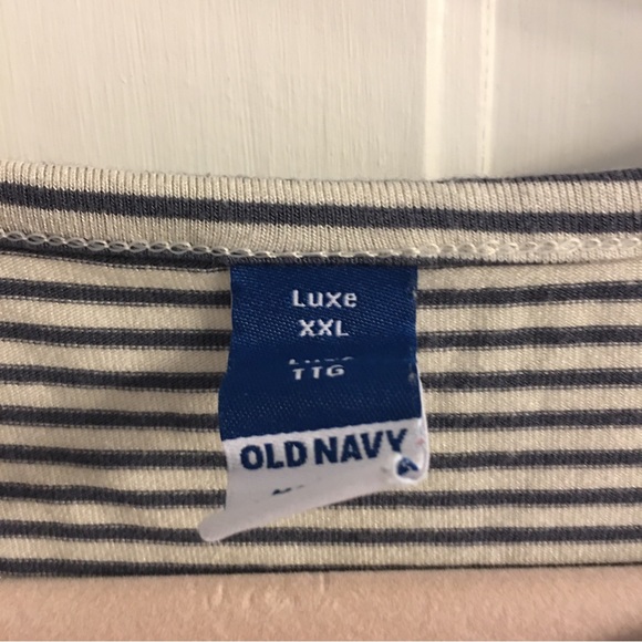 XXL Bundle! Two High Quality T-shirts•Nike and Old Navy Luxe - Picture 10 of 14